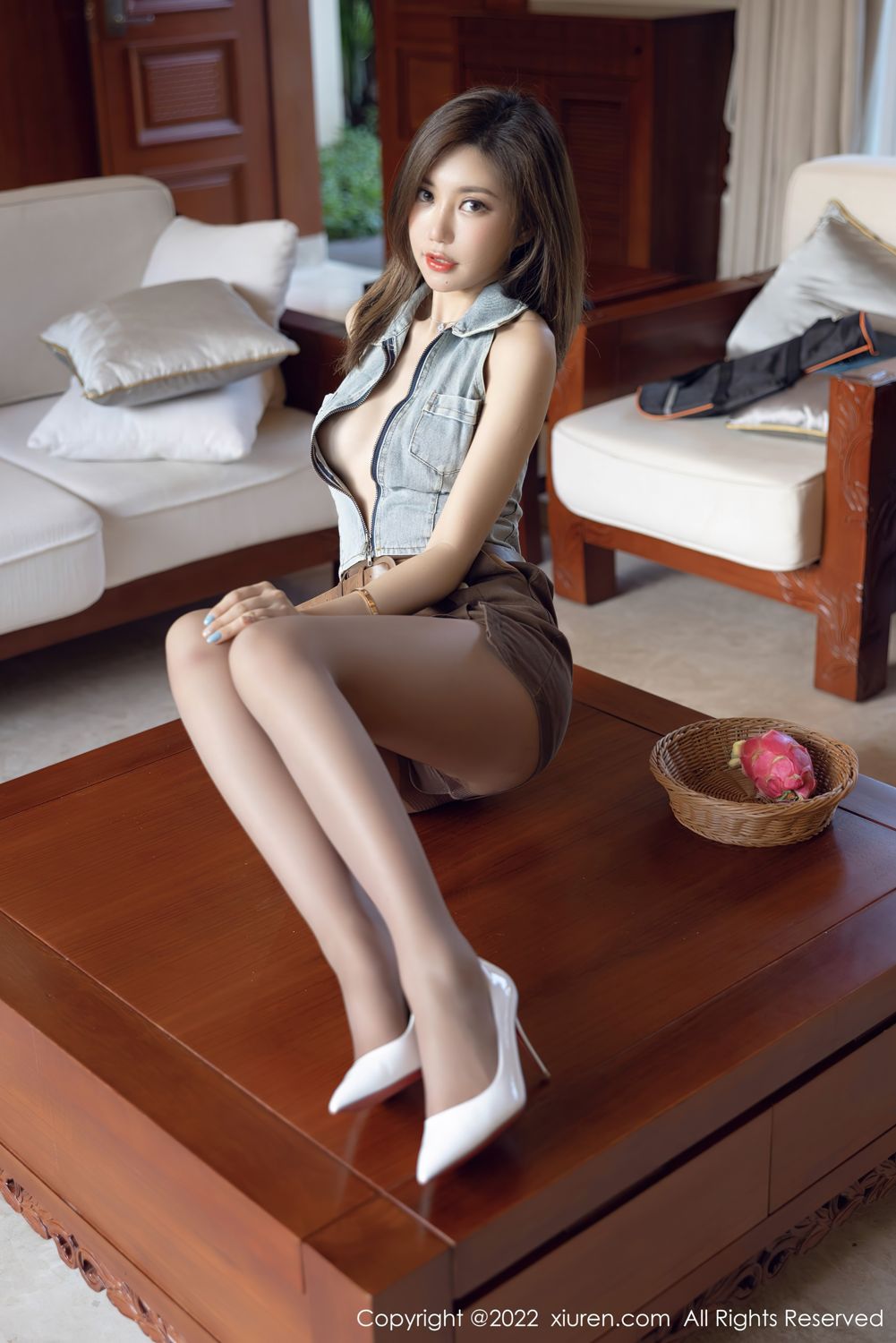 [XiuRen]高清写真图 2022.03.04 No.4675 绮里嘉ula