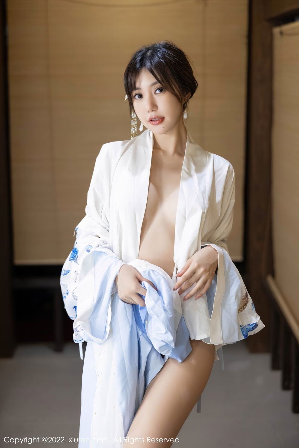 [XiuRen]高清写真图 2022.09.09 No.5569 绮里嘉ula