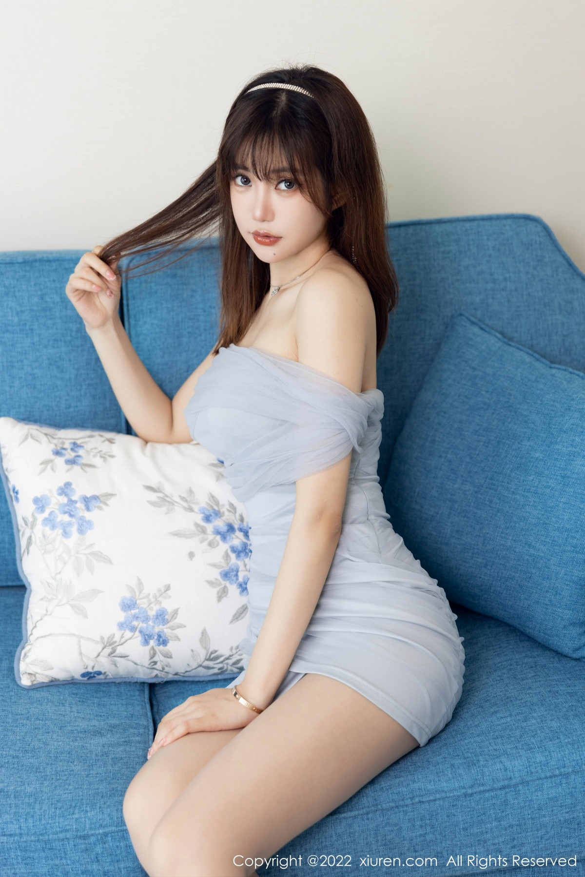 [XiuRen]高清写真图 2022.10.21 No.5744 绮里嘉ula 美腿丝袜