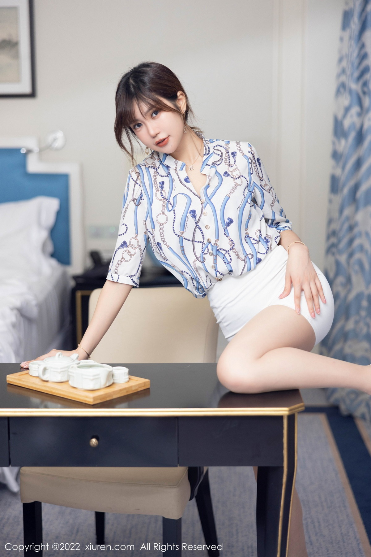 [XiuRen]高清写真图 2022.10.28 No.5775 绮里嘉ula 短裙美腿