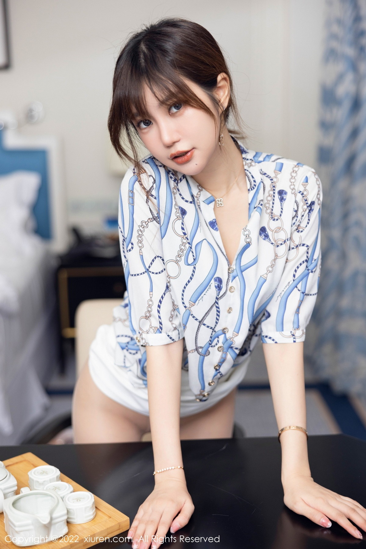 [XiuRen]高清写真图 2022.10.28 No.5775 绮里嘉ula 短裙美腿