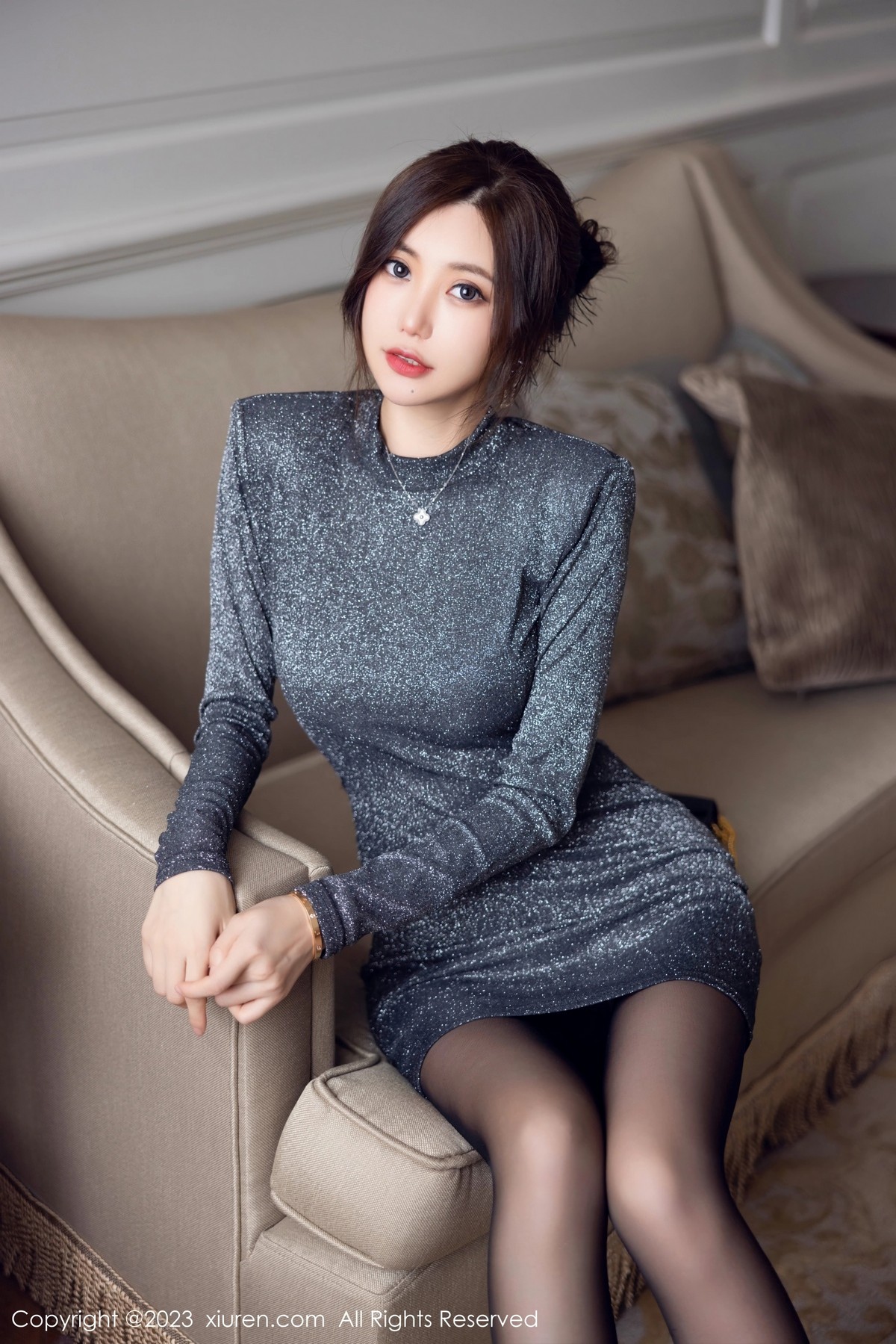 [XiuRen]高清写真图 2023.03.17 No.6431 绮里嘉ula 黑丝美腿