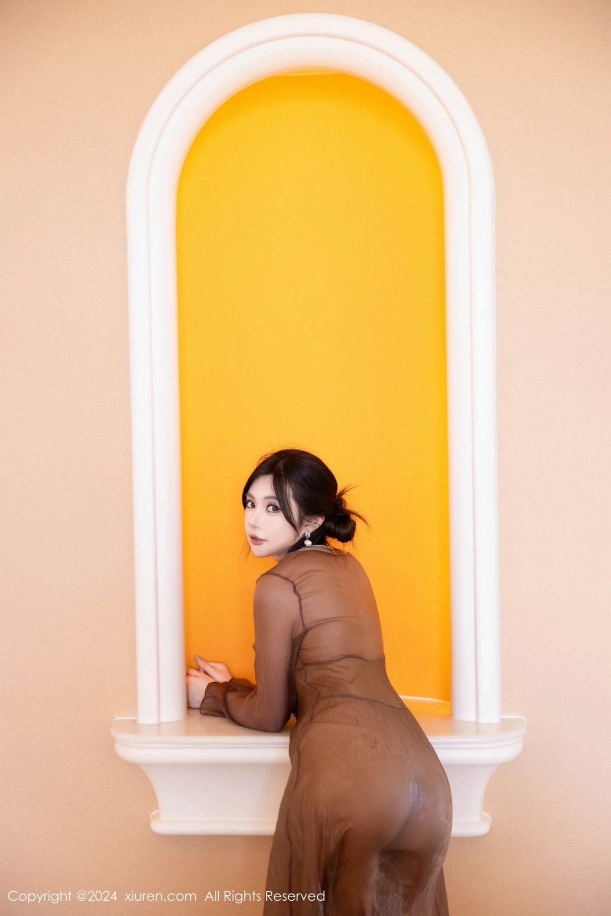 [XiuRen]高清写真图 2024.09.14 No.9161 绮里嘉ula 丝袜美腿