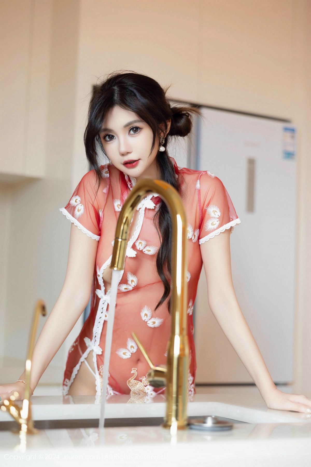 [XiuRen]高清写真图 2024.11.29 No.9529 绮里嘉ula 丝袜美腿