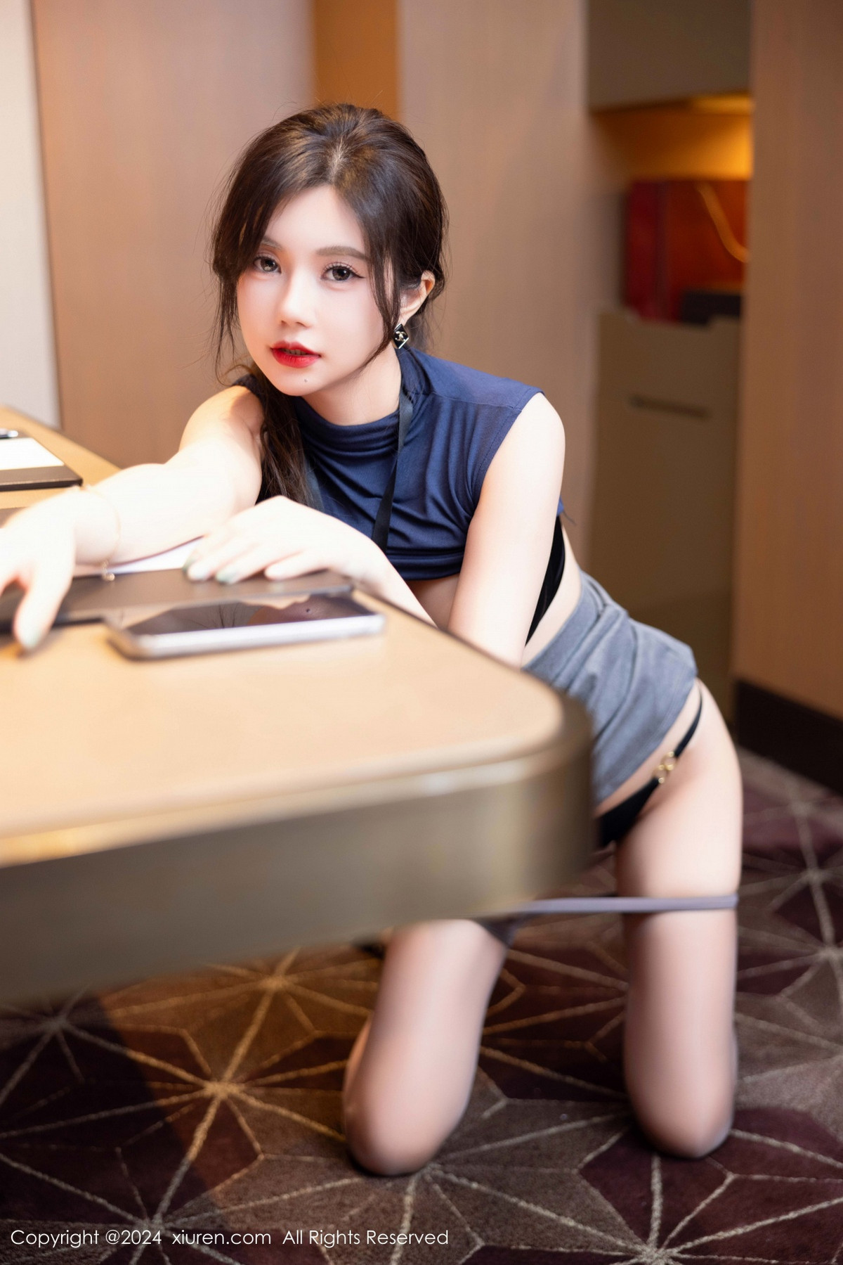 [XiuRen]高清写真图 2024.12.06 No.9560 绮里嘉ula 黑丝美腿