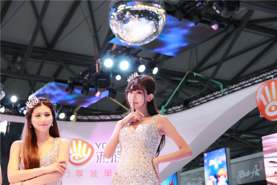 陈潇 游族网络青春美女酷似林志铃
