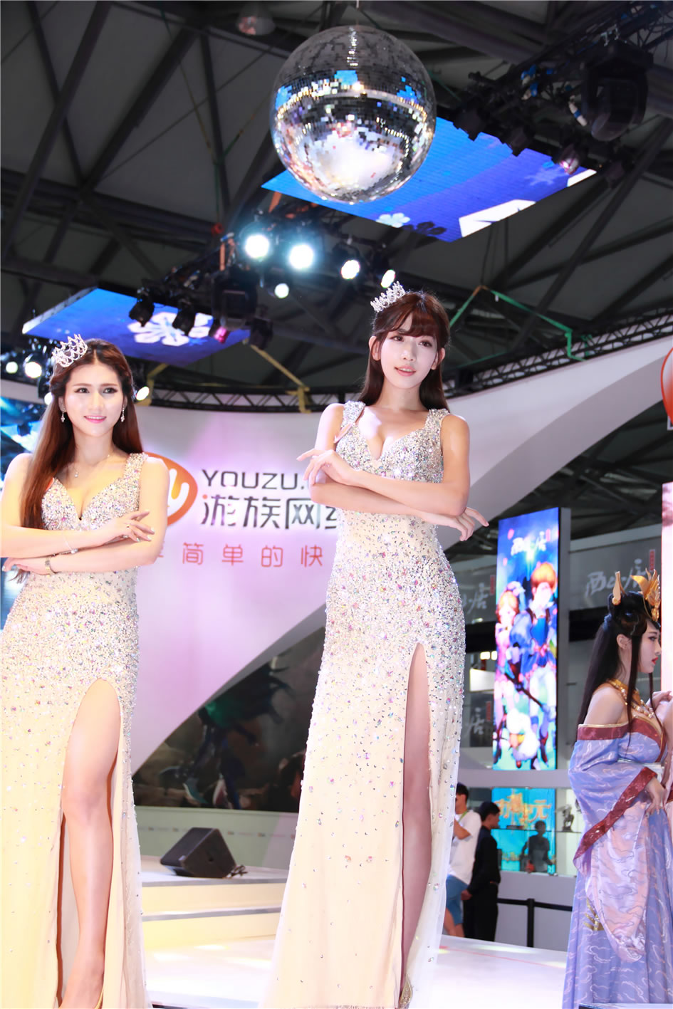 陈潇 游族网络青春美女酷似林志铃