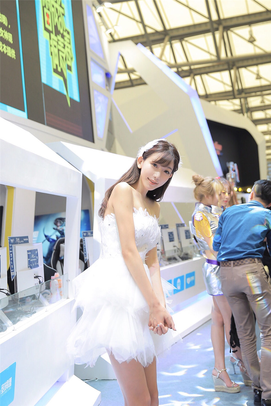 陈潇 性感美女CJ2015绝色美照