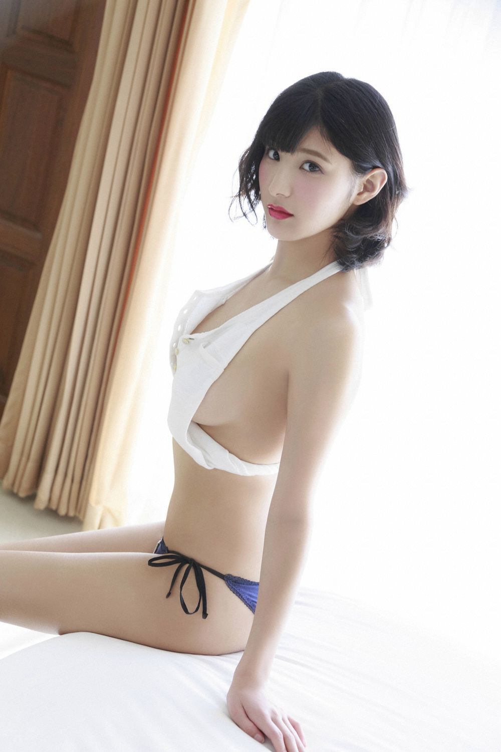 彩川ひなの- [YS-Web]高清写真图 Vol.802 考えるな！感じろ！