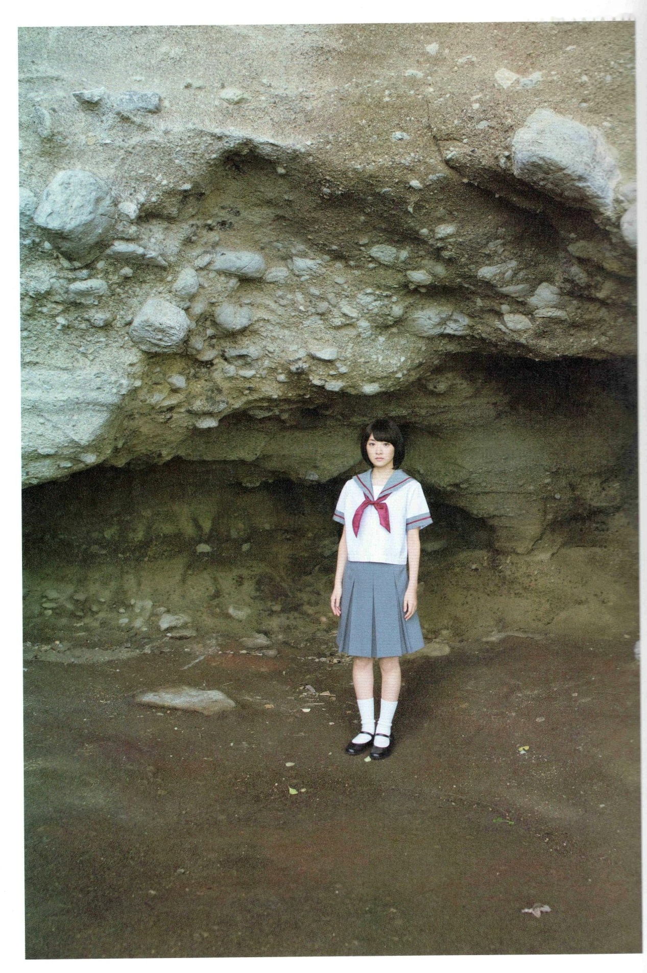 Gallery - 生驹里奈《君の足跡》写真精选：海边校园清纯校服主题，元气少女治愈系影像日本清纯治愈系校服 生驹里奈女神私房照_秀色女神 - image 44