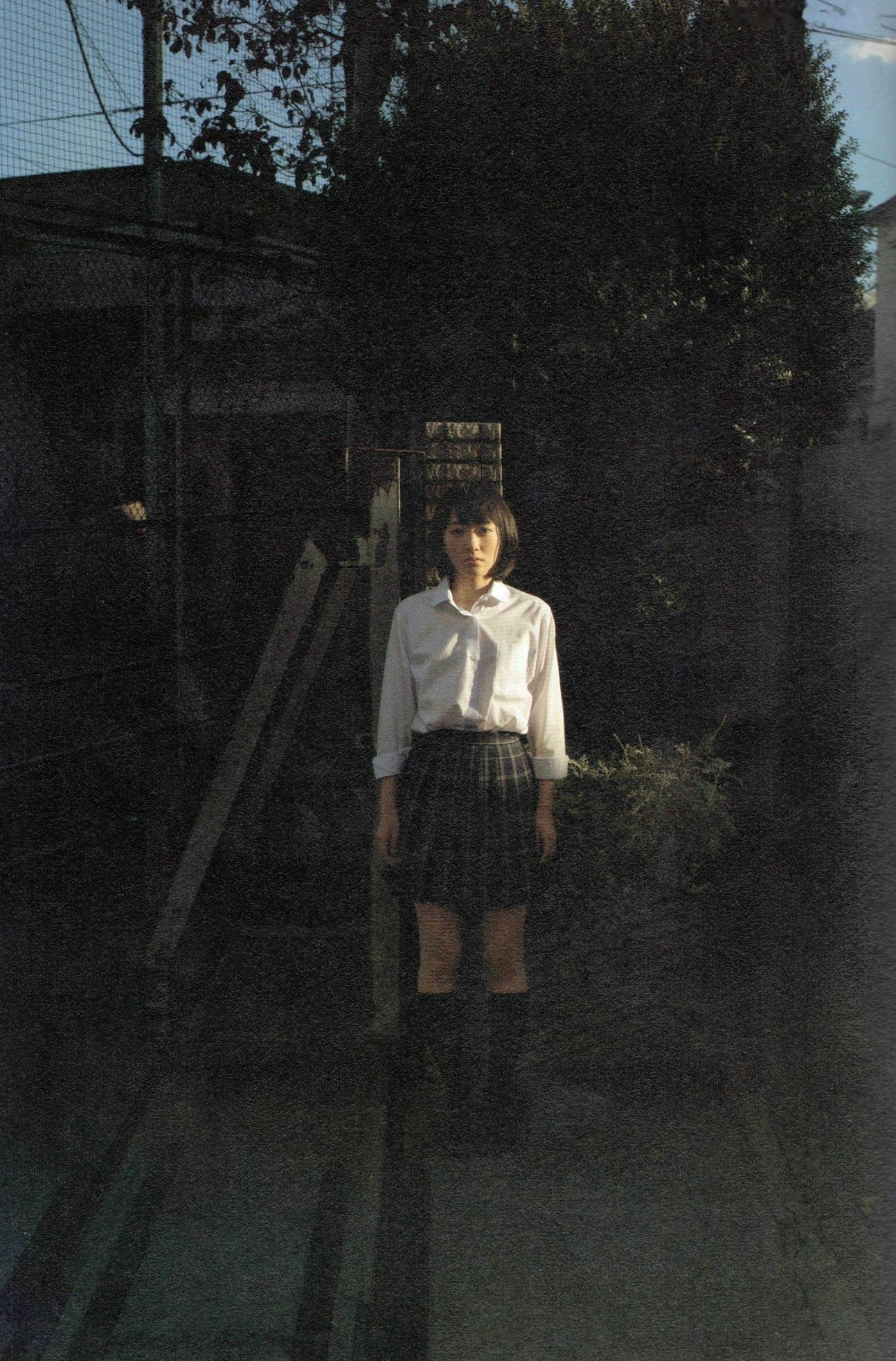 Gallery - 生驹里奈《君の足跡》写真精选：海边校园清纯校服主题，元气少女治愈系影像日本清纯治愈系校服 生驹里奈女神私房照_秀色女神 - image 56