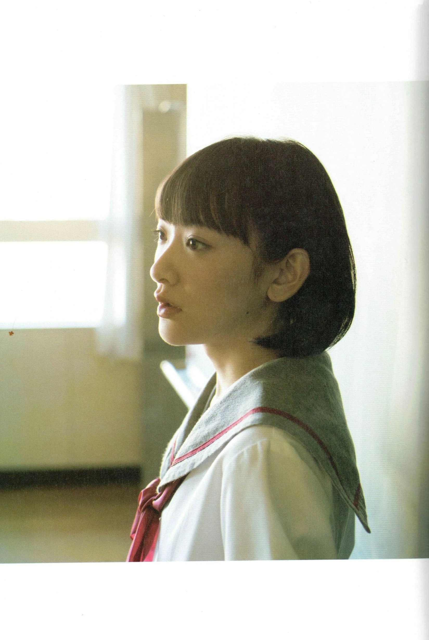 Gallery - 生驹里奈《君の足跡》写真精选：海边校园清纯校服主题，元气少女治愈系影像日本清纯治愈系校服 生驹里奈女神私房照_秀色女神 - image 78