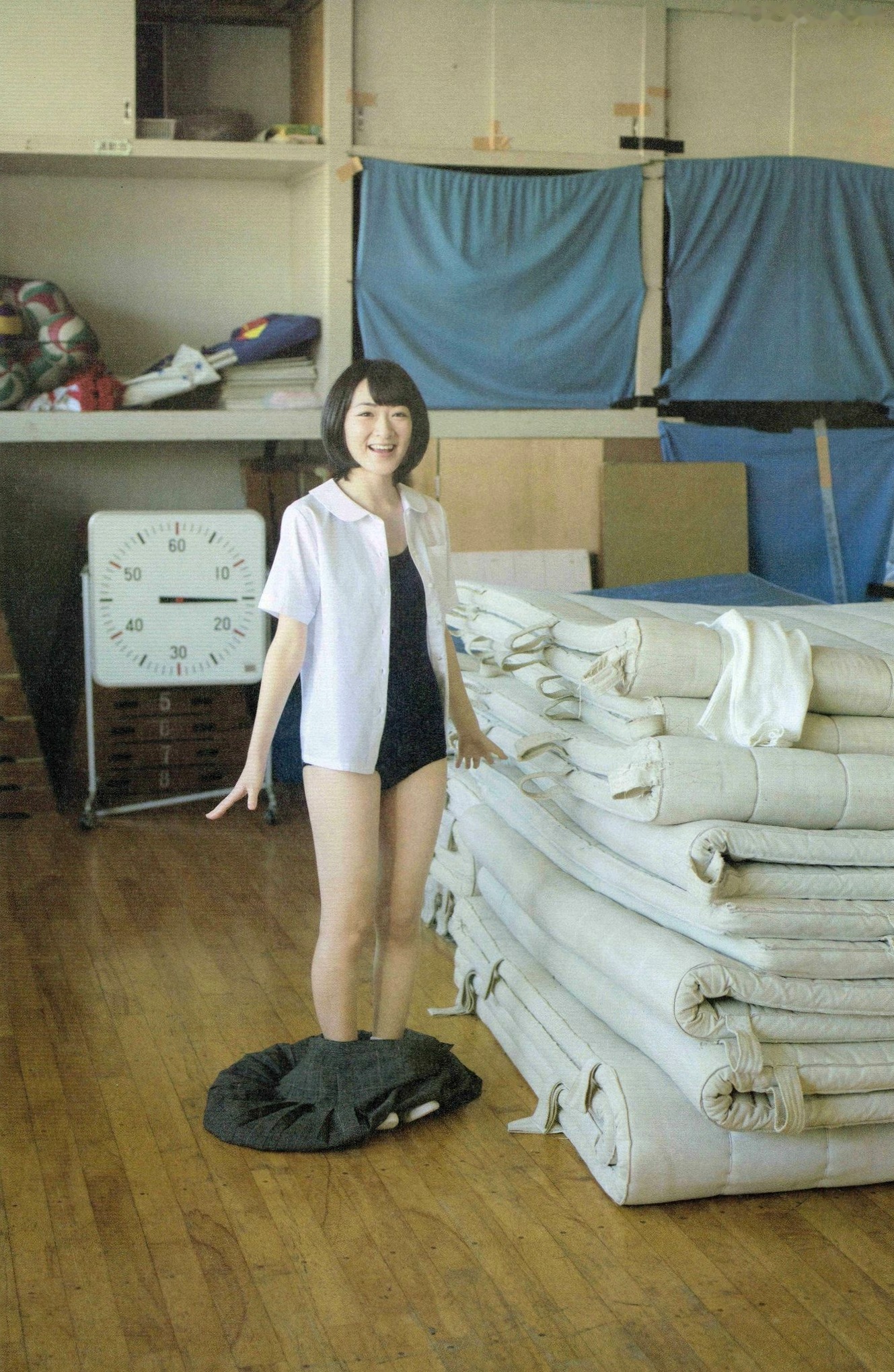 Gallery - 生驹里奈《君の足跡》写真精选：海边校园清纯校服主题，元气少女治愈系影像日本清纯治愈系校服 生驹里奈女神私房照_秀色女神 - image 86