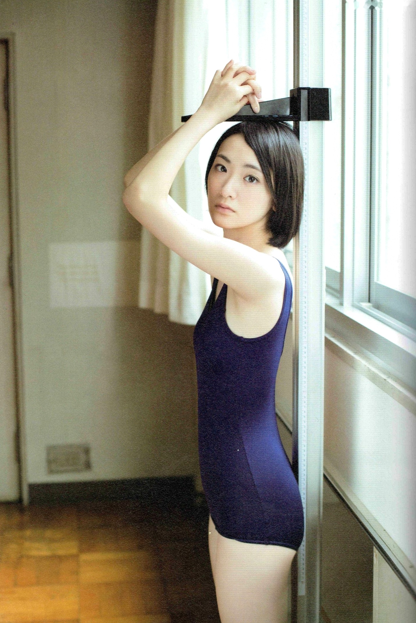 Gallery - 生驹里奈《君の足跡》写真精选：海边校园清纯校服主题，元气少女治愈系影像日本清纯治愈系校服 生驹里奈女神私房照_秀色女神 - image 94