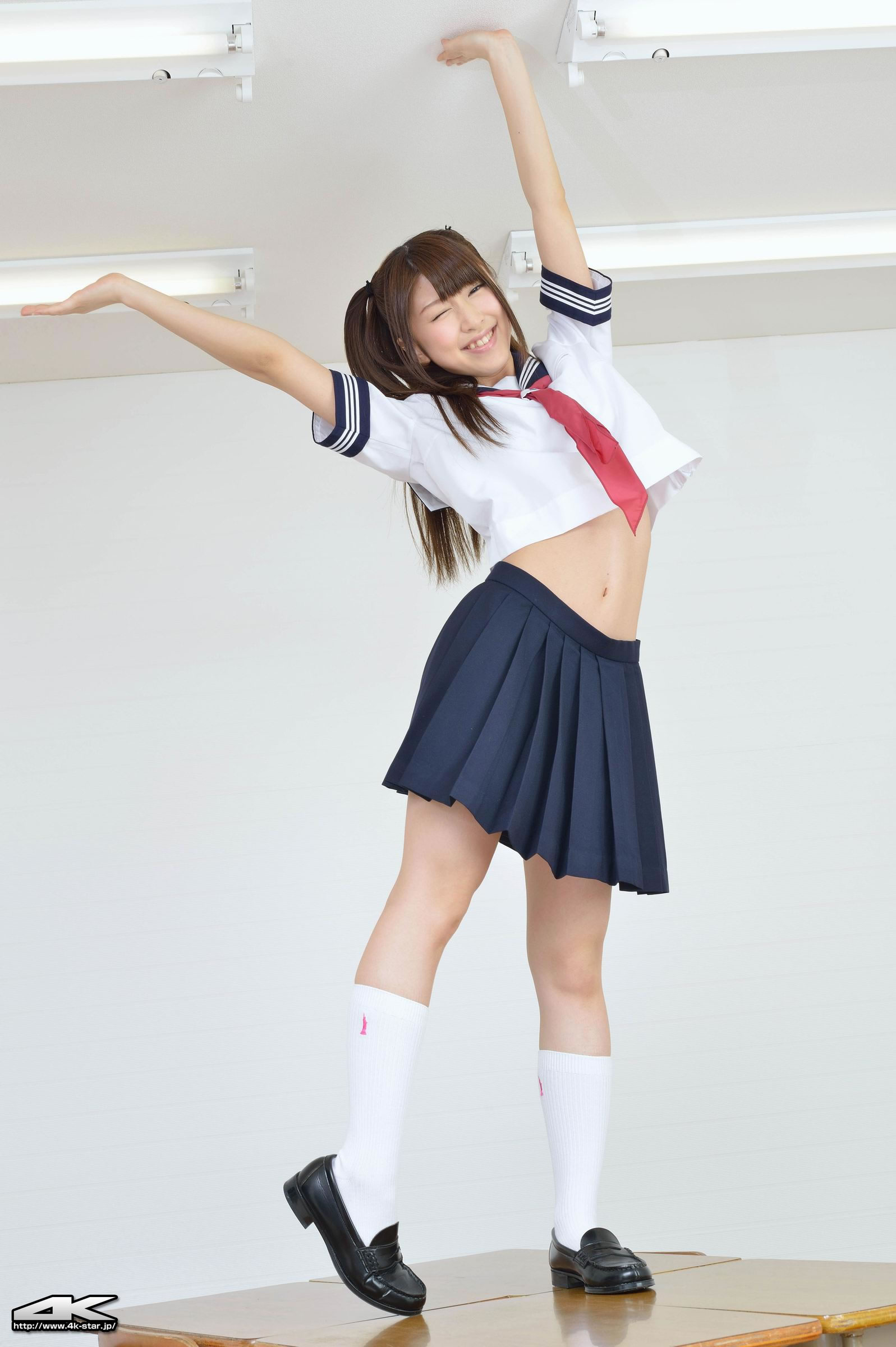 誉田みに [4K-Star]高清写真图2013.07.24 NO.00204 セーラー服