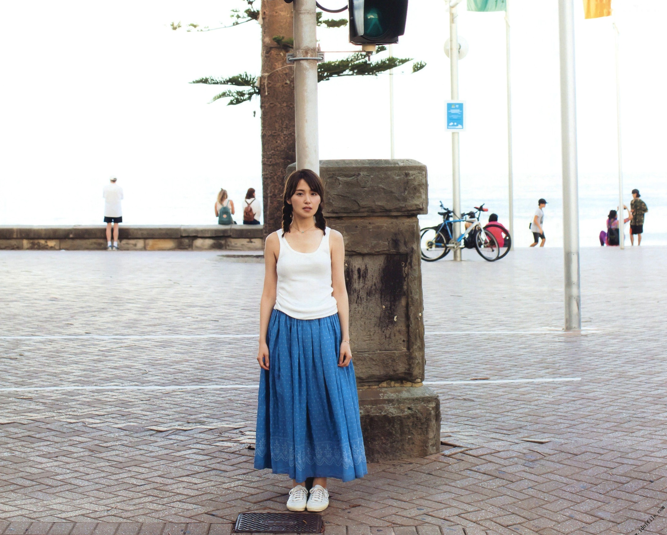 Gallery - PB写真集_卫藤美彩《话听我说》精选：清新户外与私房内衣居家风格写真日本清纯私房照性感女神 卫藤美彩女神私房照_秀色女神 - image 1