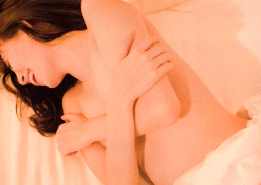Gallery - PB写真集_小嶋陽菜《Dou Suru どうする？》泳池黑丝诱惑与湿身写真，尽显气质女神性感风采 [142P]气质性感诱惑清纯 小岛阳菜女神私房照_秀色女神 - image 30