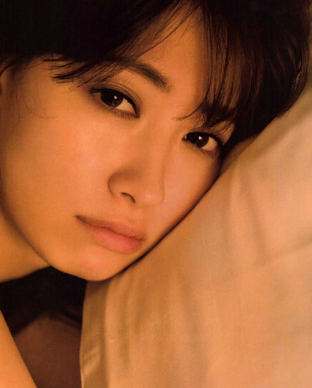 Gallery - PB写真集_小嶋陽菜《Dou Suru どうする？》泳池黑丝诱惑与湿身写真，尽显气质女神性感风采 [142P]气质性感诱惑清纯 小岛阳菜女神私房照_秀色女神 - image 42