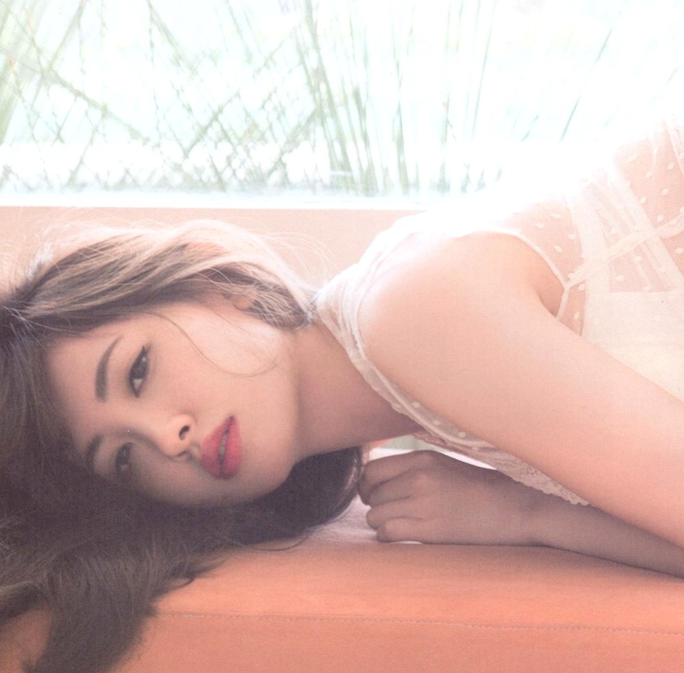 Gallery - PB写真集_小嶋陽菜《Dou Suru どうする？》泳池黑丝诱惑与湿身写真，尽显气质女神性感风采 [142P]气质性感诱惑清纯 小岛阳菜女神私房照_秀色女神 - image 44