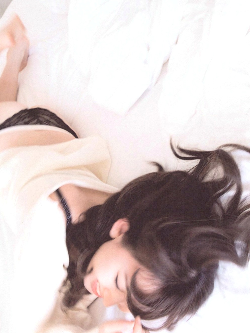 Gallery - PB写真集_小嶋陽菜《Dou Suru どうする？》泳池黑丝诱惑与湿身写真，尽显气质女神性感风采 [142P]气质性感诱惑清纯 小岛阳菜女神私房照_秀色女神 - image 85