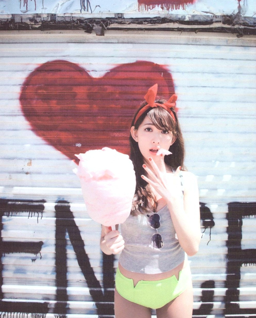 Gallery - PB写真集_小嶋陽菜《Dou Suru どうする？》泳池黑丝诱惑与湿身写真，尽显气质女神性感风采 [142P]气质性感诱惑清纯 小岛阳菜女神私房照_秀色女神 - image 133