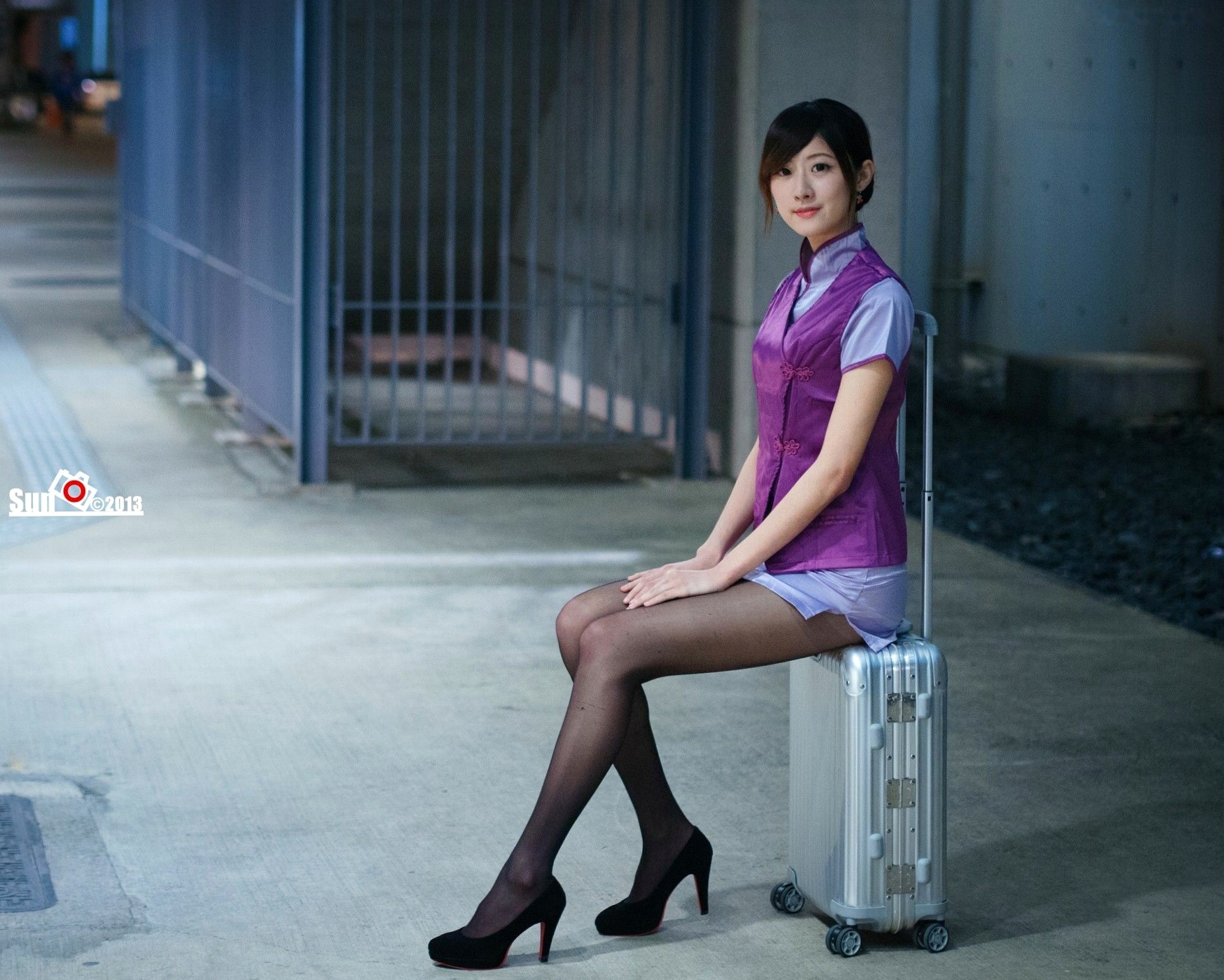 Gallery - 台湾正妹林茉晶制服诱惑写真集，机车女警与职业空姐的多重魅力演绎台湾制服诱惑丝袜女神 茉晶女神私房照_秀色女神 - image 21