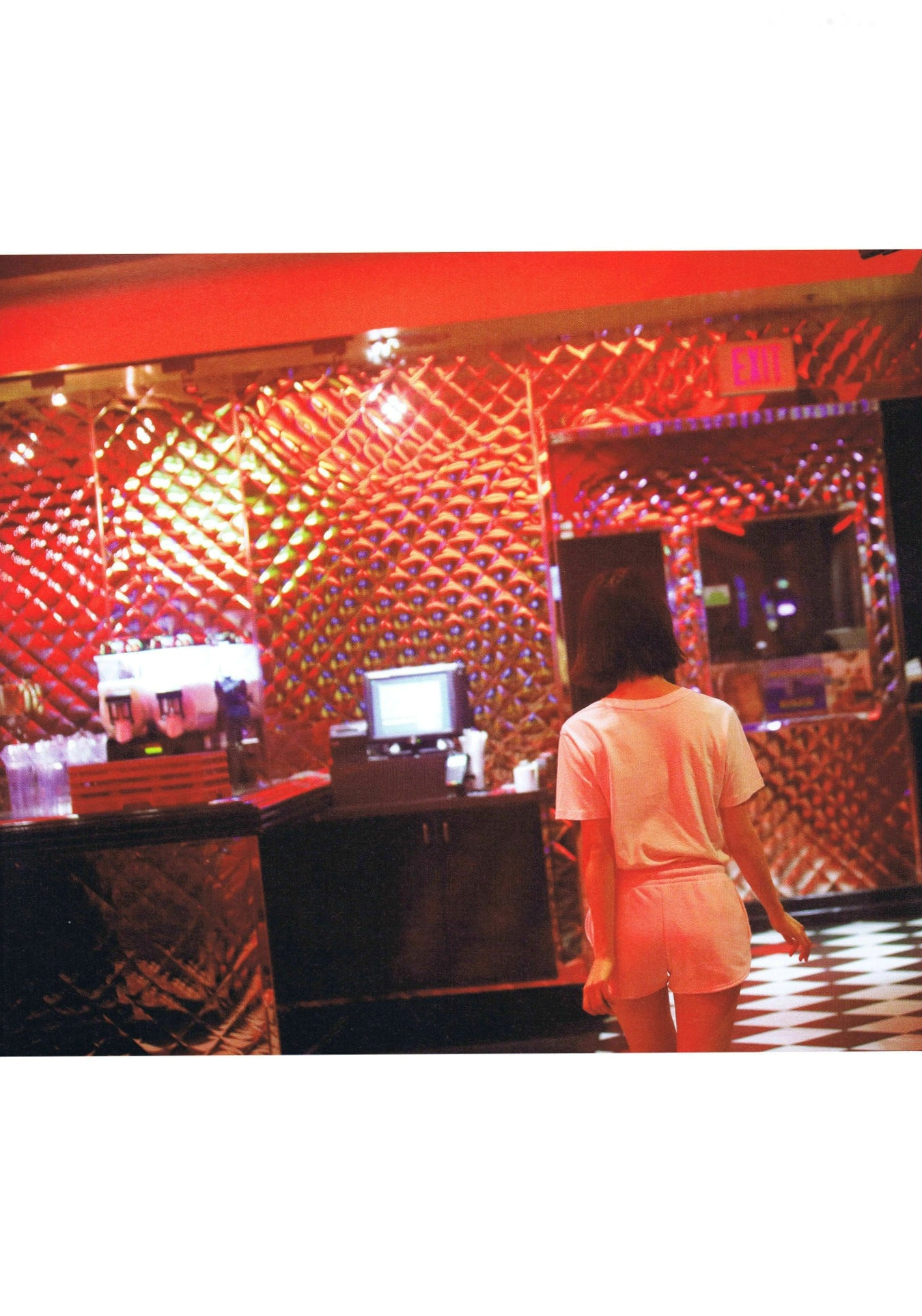 Gallery - PB写真集_堀未央奈《君らしさ》：私房居家时尚与高清沙漠户外美拍日本私房照清纯气质 堀未央奈女神私房照_秀色女神 - image 4