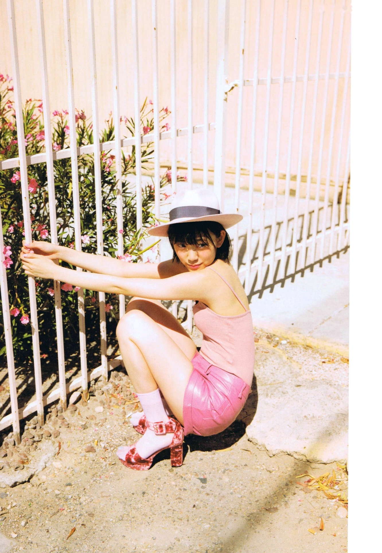 Gallery - PB写真集_堀未央奈《君らしさ》：私房居家时尚与高清沙漠户外美拍日本私房照清纯气质 堀未央奈女神私房照_秀色女神 - image 16