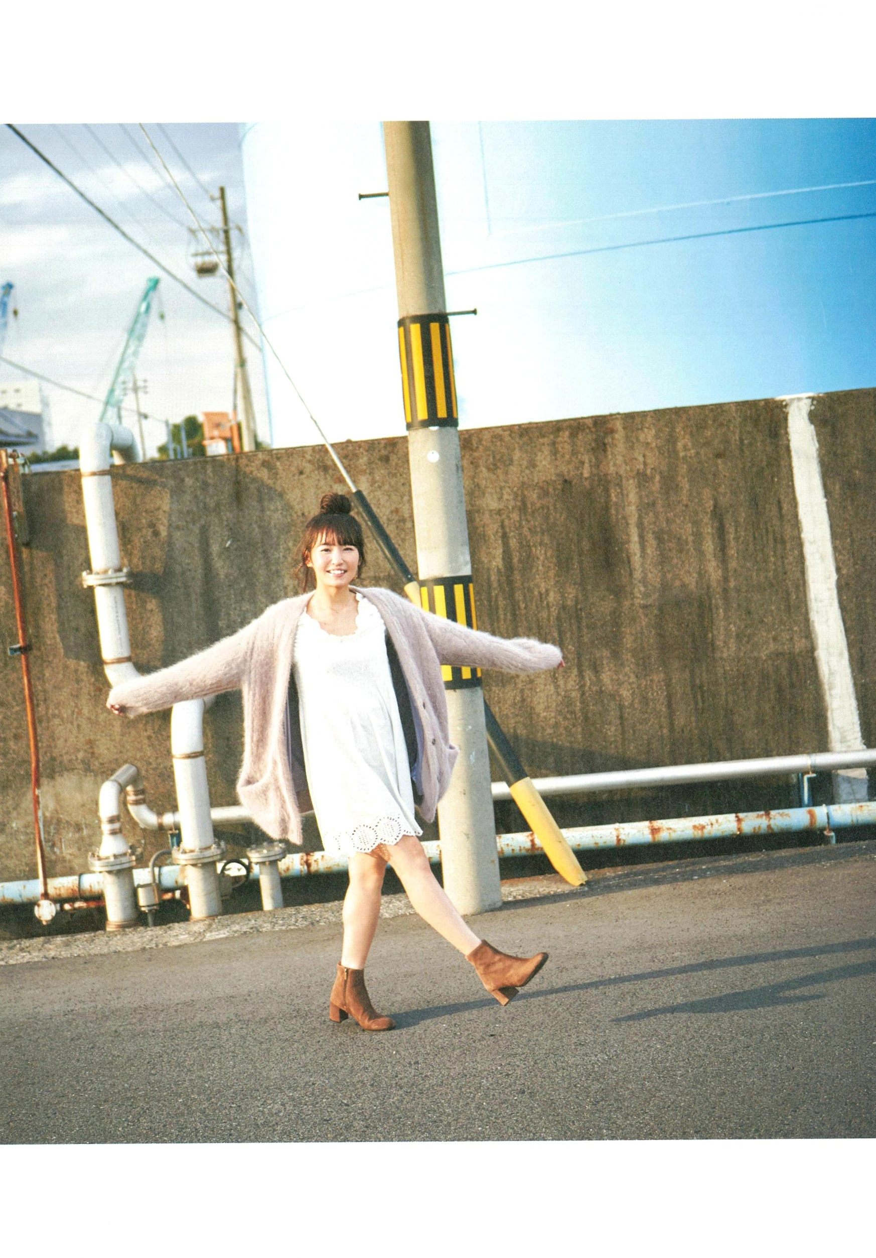 Gallery - 惣田纱莉渚首部写真集《うらばなし》，清纯芭蕾舞装练功房写真，展现柔美身姿与清新气质，精选114P清新气质治愈系私房照 惣田纱莉渚女神私房照_秀色女神 - image 79