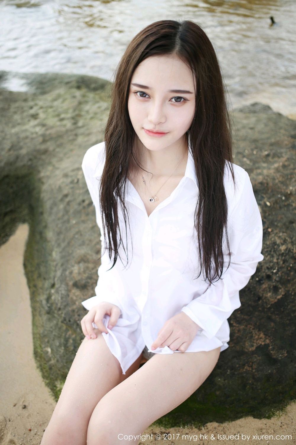 越南心愿唐琪儿 海边白寸衫短裙系列