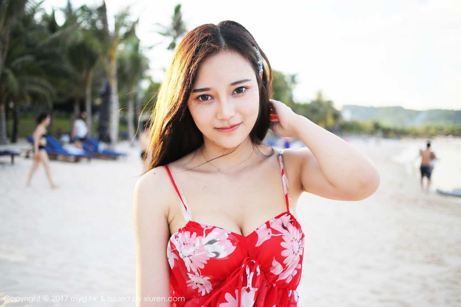 唐琪儿红色连衣裙 波西米亚小清新