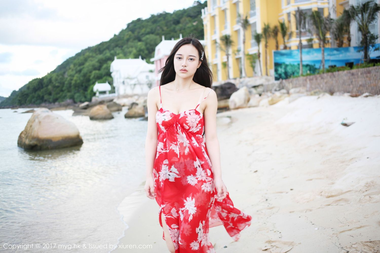 唐琪儿红色连衣裙 波西米亚小清新