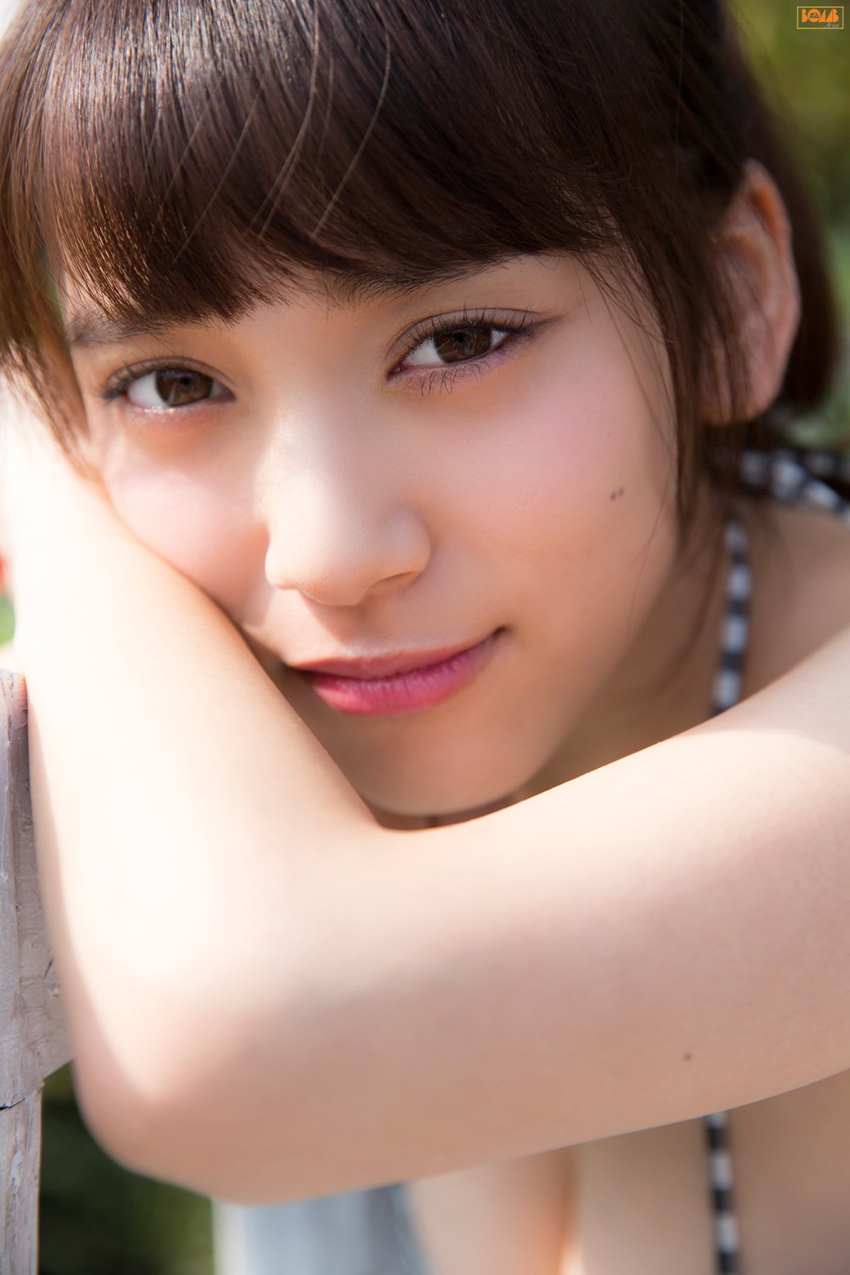 都丸纱也华 [BOMB.TV]高清写真图GRAVURE Channel 2015年12月号