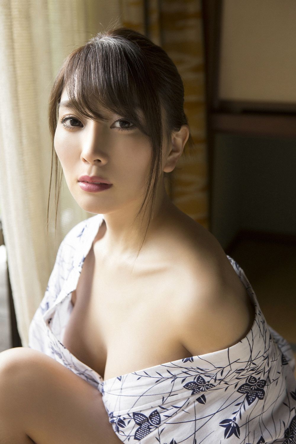 森咲智美 「ハイスペックSEXY美女としっぽり温泉旅」[YS-Web]高清写真图 Vol.821 写真集