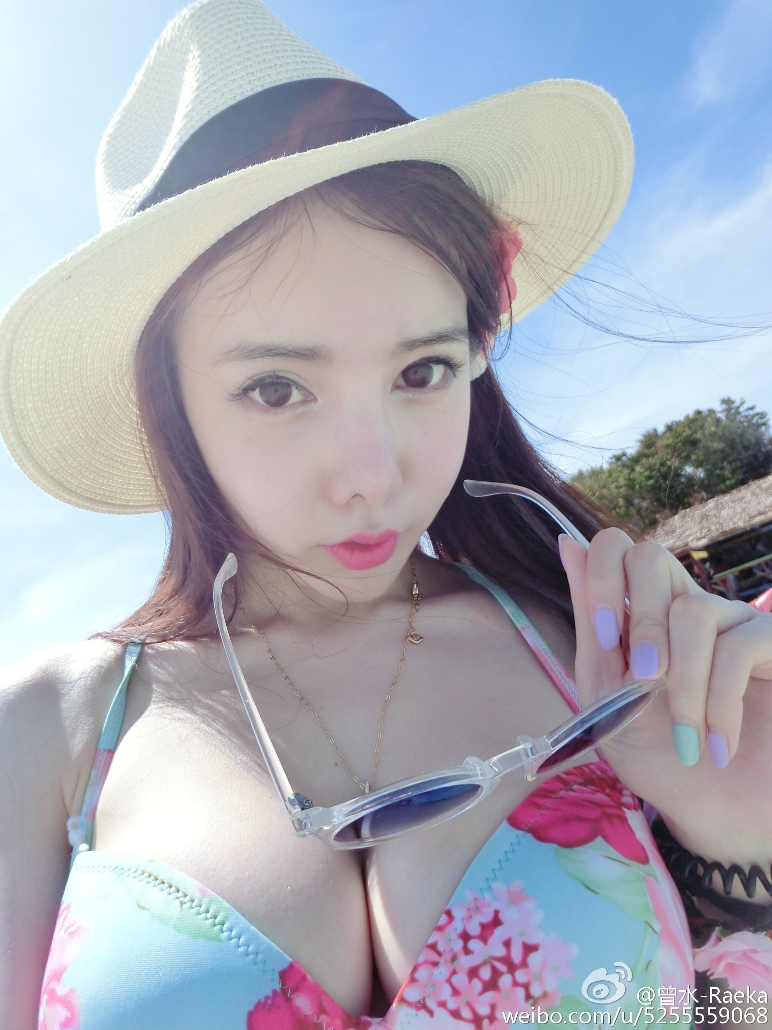曾水(Raeka) 已删除的私房照诱惑写真图合辑