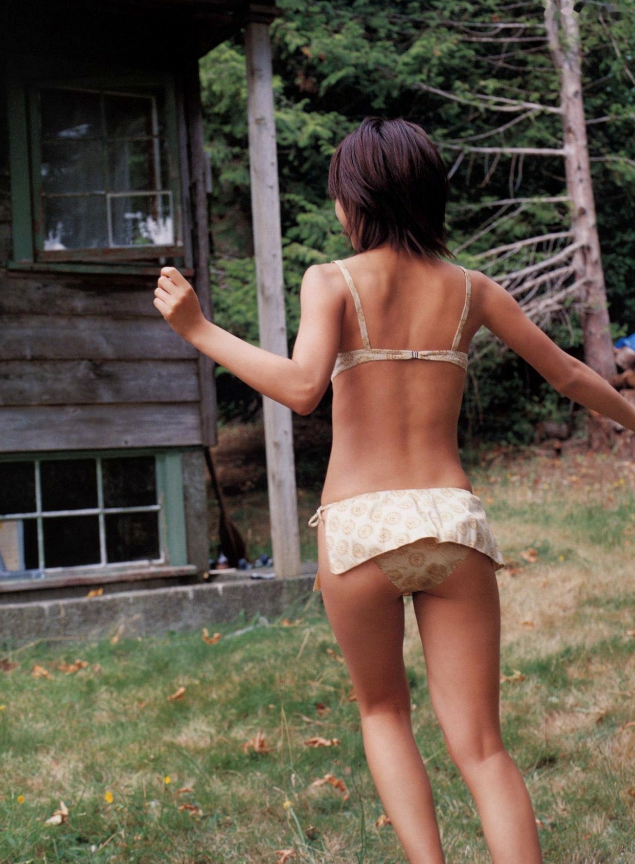Gallery - 安田美沙子《別冊 Wild Fairy》写真集：比基尼沙滩户外与居家私房诱惑精选[85P]日本比基尼户外性感清纯 安田美沙子女神私房照_秀色女神 - image 11