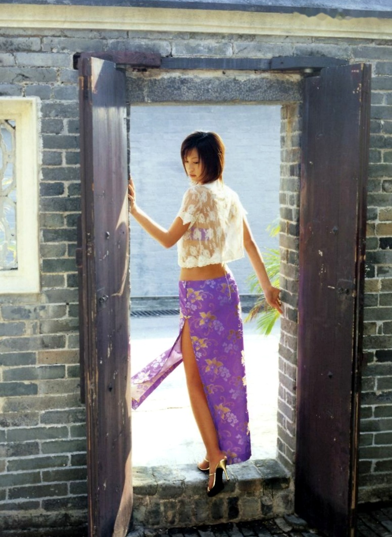 Gallery - PB写真集_安田美沙子《微熱》清纯泳装沙滩度假与街头活力写真[71P]日本清纯小麦色治愈系比基尼 安田美沙子女神私房照_秀色女神 - image 19