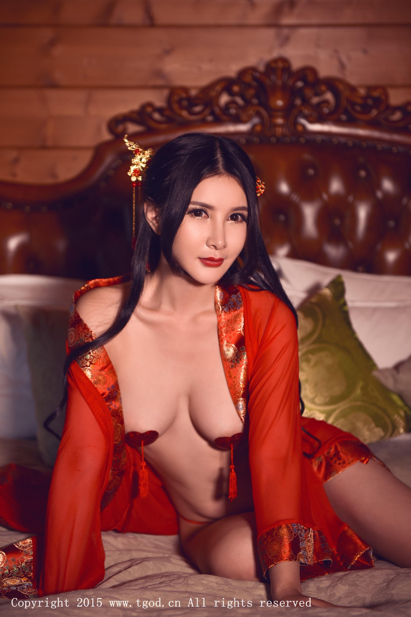 顾欣怡 [TGOD推女神]高清写真图云曼旅拍 第四刊