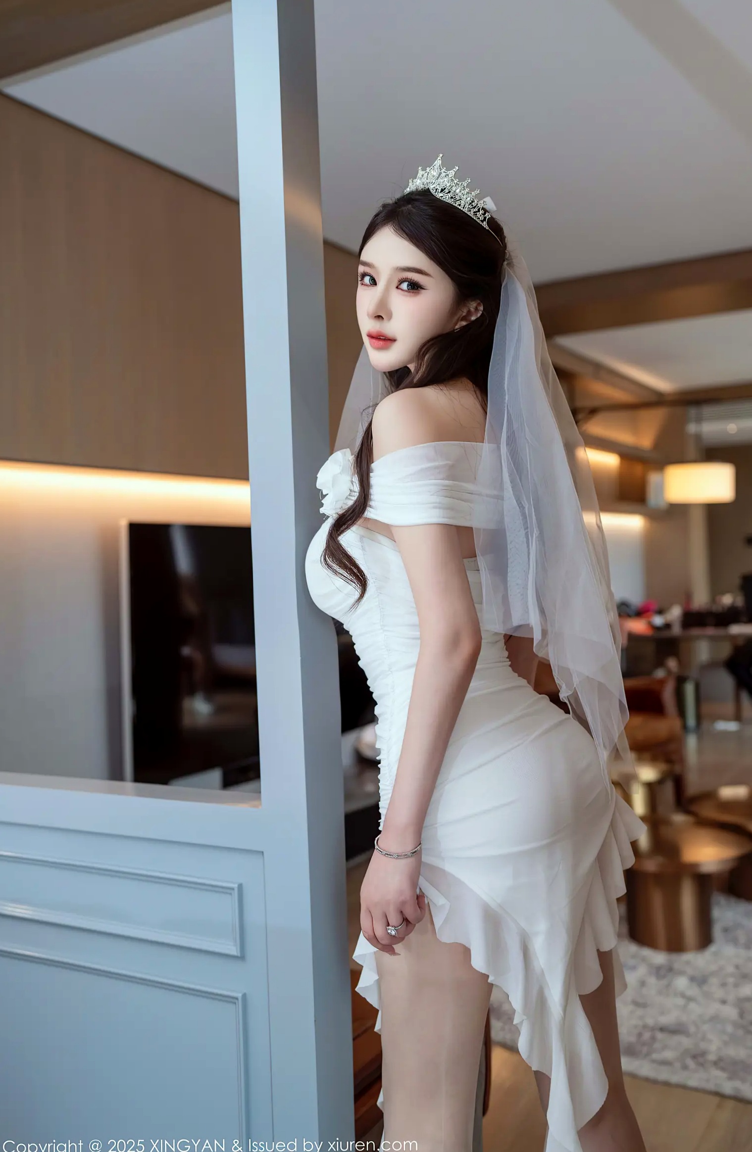 Gallery - [XINGYAN]星颜社- Star Face  2025.08.22 Vol.388 李丽莎：纯白婚纱与蕾丝诱惑，精致新娘私房写真，极致性感美腿与女神魅力星颜社- Star Face 性感诱惑婚纱私房照尤物 李丽莎女神私房照_秀色女神 - image 7