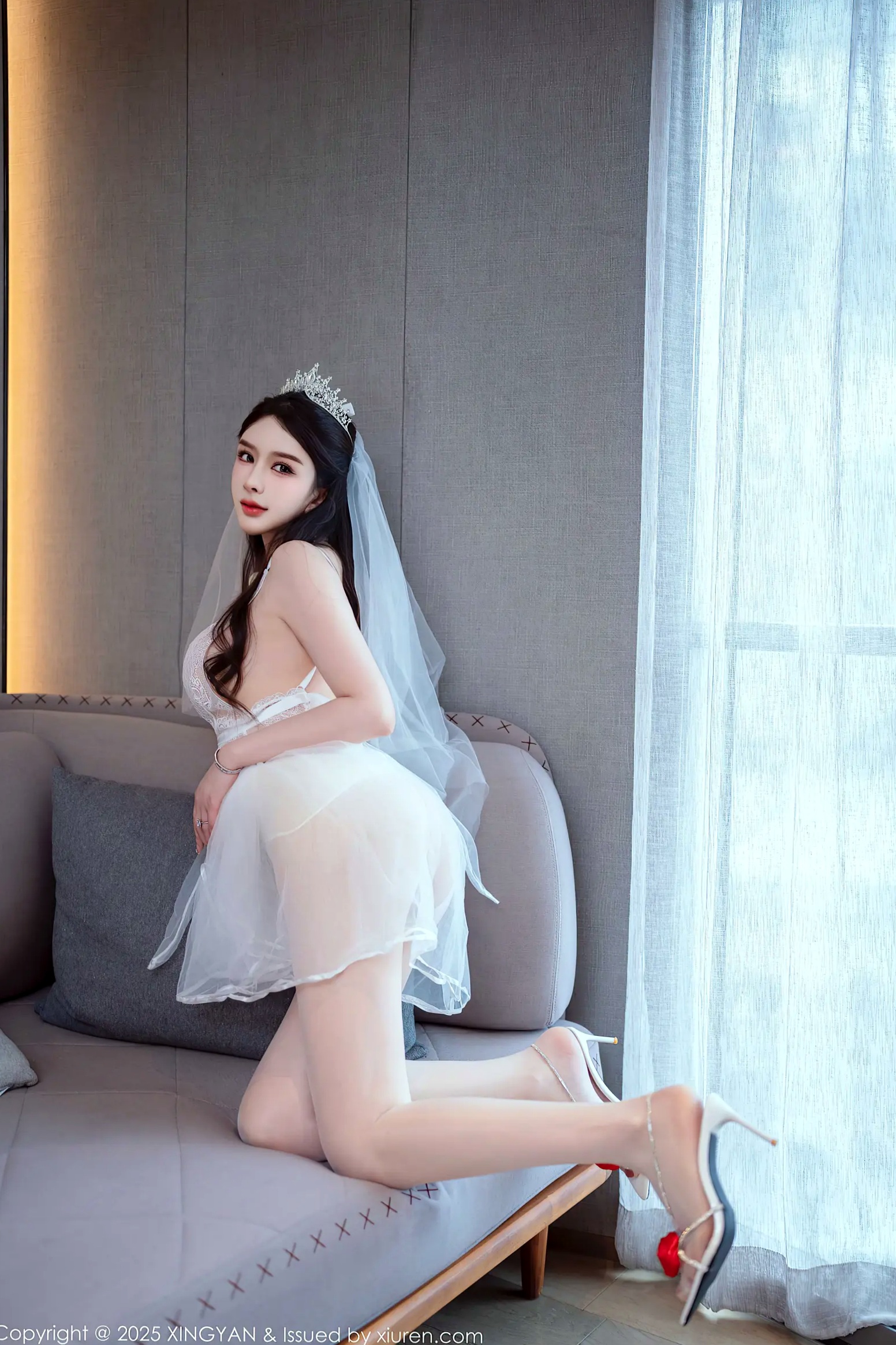 Gallery - [XINGYAN]星颜社- Star Face  2025.08.22 Vol.388 李丽莎：纯白婚纱与蕾丝诱惑，精致新娘私房写真，极致性感美腿与女神魅力星颜社- Star Face 性感诱惑婚纱私房照尤物 李丽莎女神私房照_秀色女神 - image 13