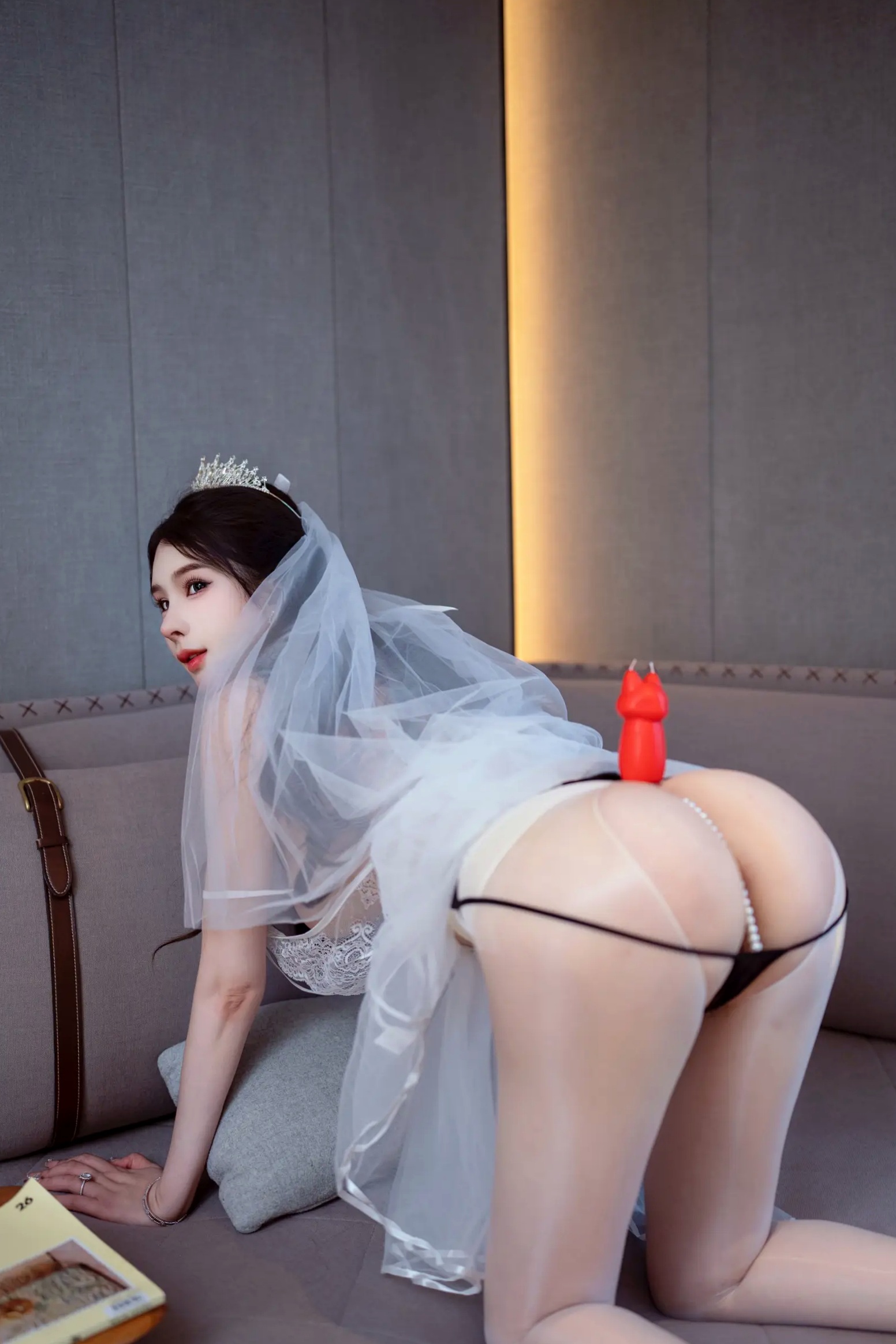 Gallery - 李丽莎 - 在逃公主，梦幻婚纱闺蜜私房写真，极致性感暧昧亲密诱惑 [91P]私房照性感诱惑大尺度 李丽莎女神私房照_秀色女神 - image 34