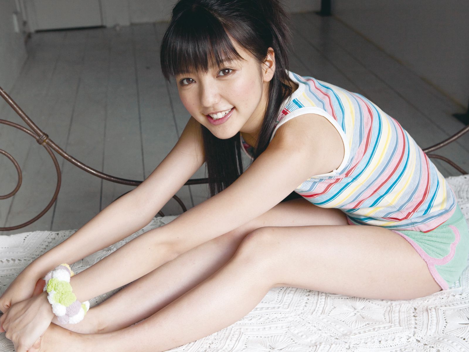 真野惠里菜(真野恵里菜)-[Sabra写真图套图写真图集]高清写真图《SUMMER GREETING》