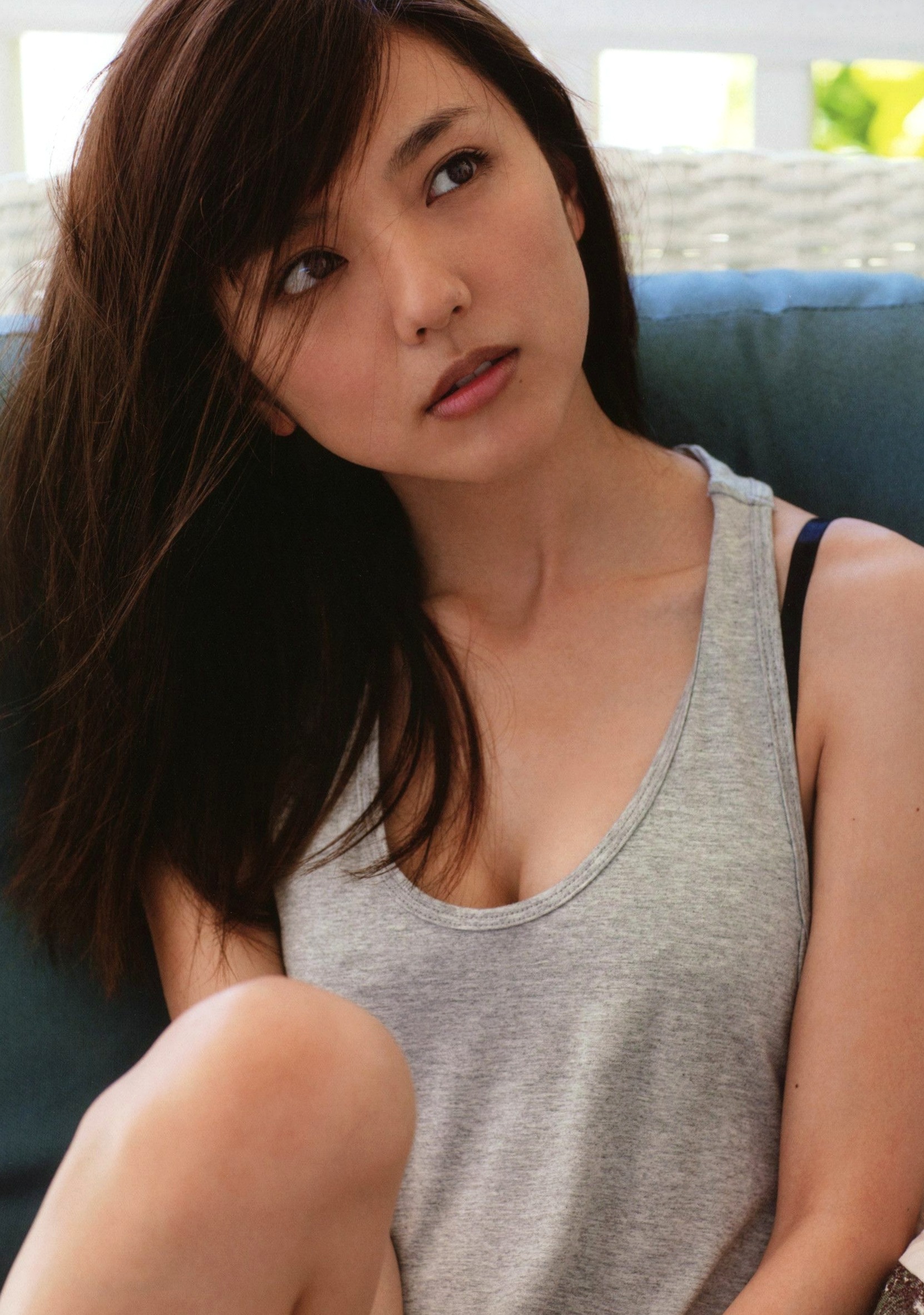 Gallery - 真野恵里菜《Escalation》写真集：火辣泳池比基尼，演绎夏日清纯与性感诱惑，尽显曼妙身姿与治愈女神魅力性感诱惑比基尼日本女神 真野惠里菜女神私房照_秀色女神 - image 40