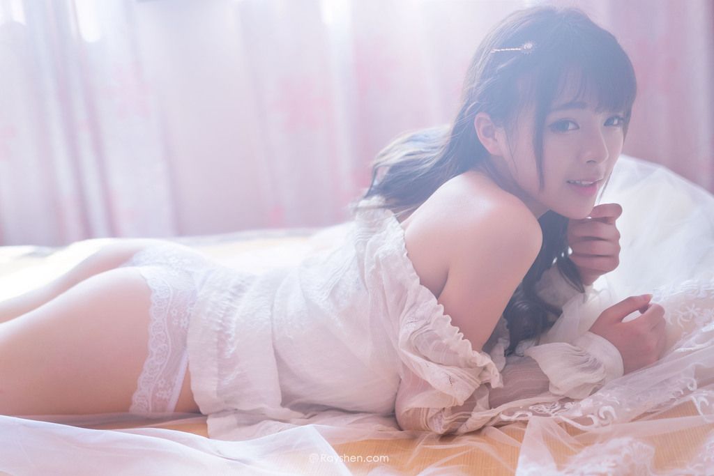 夏木颖- 来自A4腰女神清新私房照