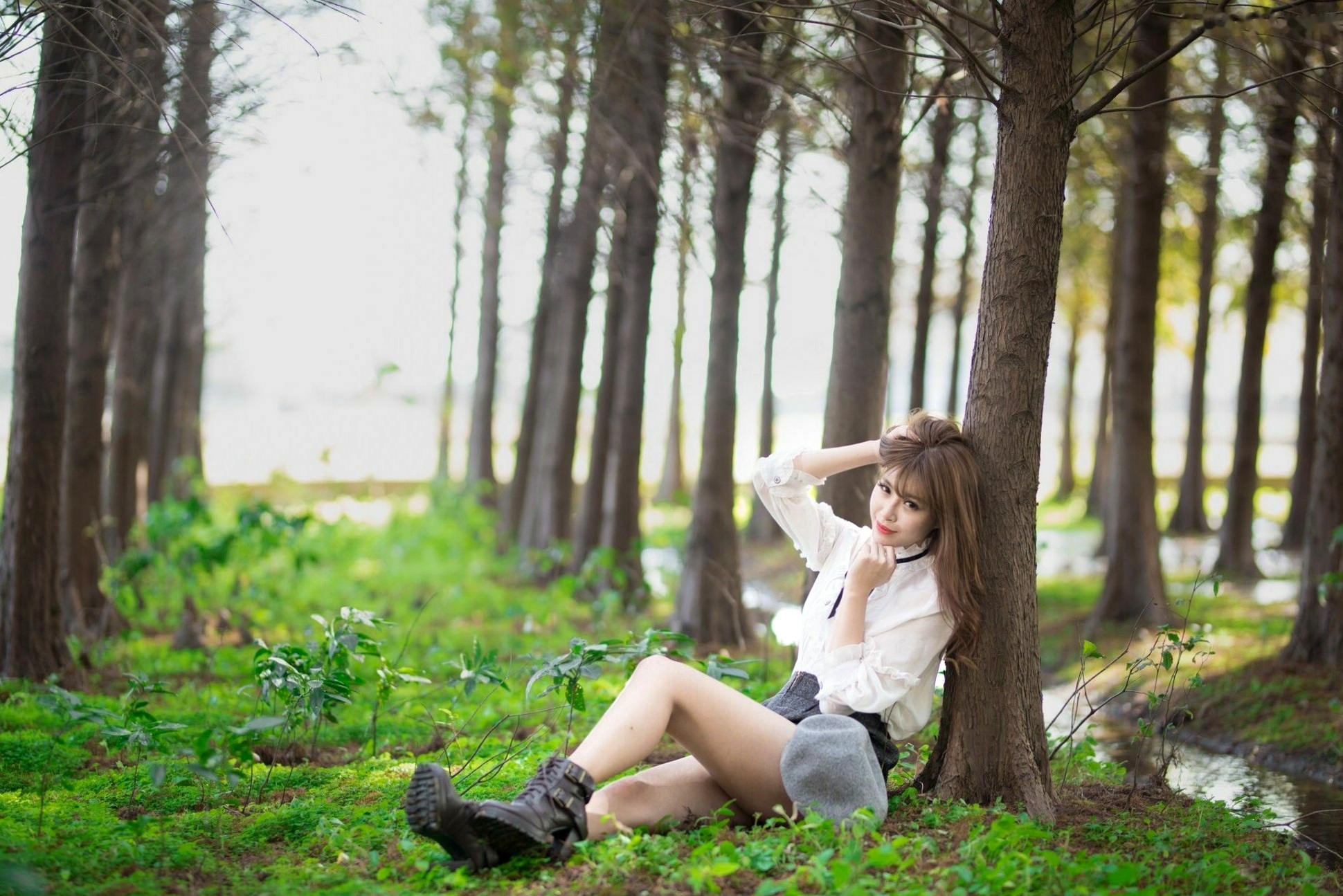 Gallery - 台湾模特 - model邬育錡：芦竹落羽松秋日清新写真，优雅风衣造型尽显知性魅力与修长美腿台湾气质户外美腿极品 米米女神私房照_秀色女神 - image 20