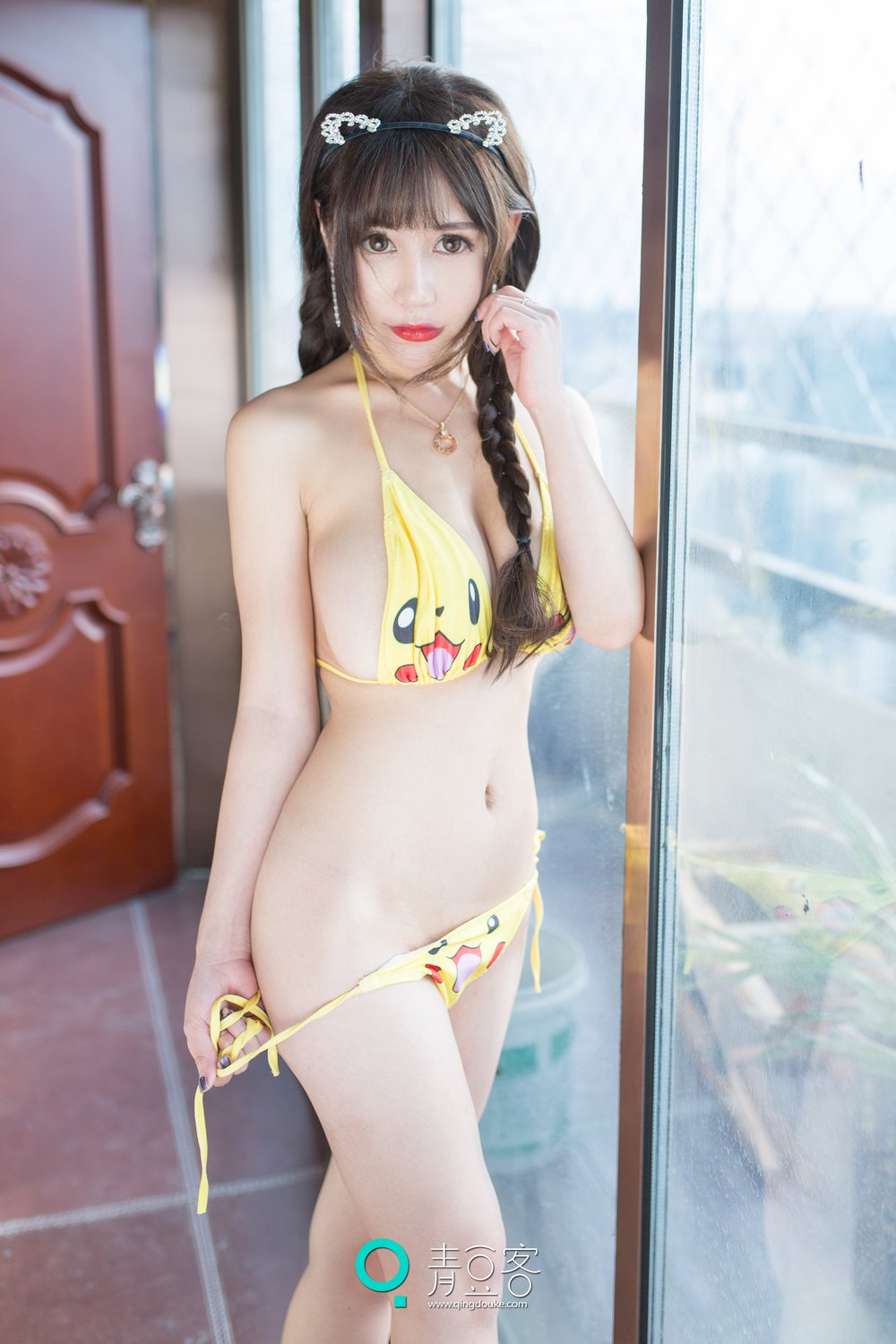 苏可可- [青豆客QingDouKe] 2016-12-10 皮卡丘比基尼写真