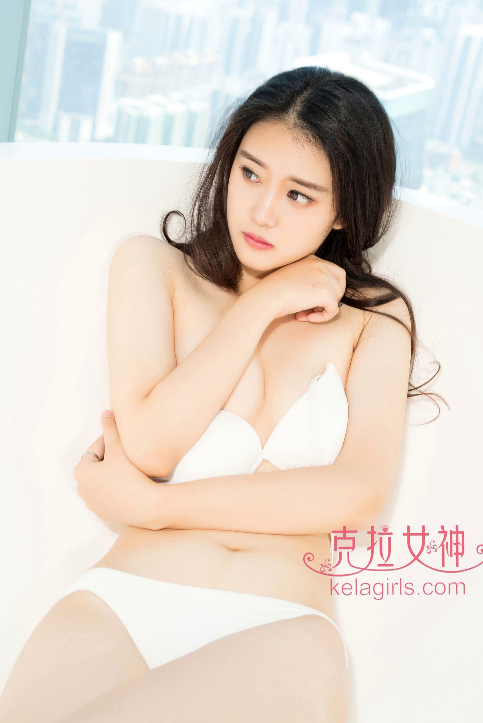 Gallery - KelaGirls克拉女神-2017.12.12-苏可可《无辜の白海豚》泳池比基尼湿身诱惑，纯欲风格尽显极致性感好身材，无圣光大尺度养眼写真克拉女神性感比基尼私房照大尺度 苏可er女神私房照_秀色女神 - image 21