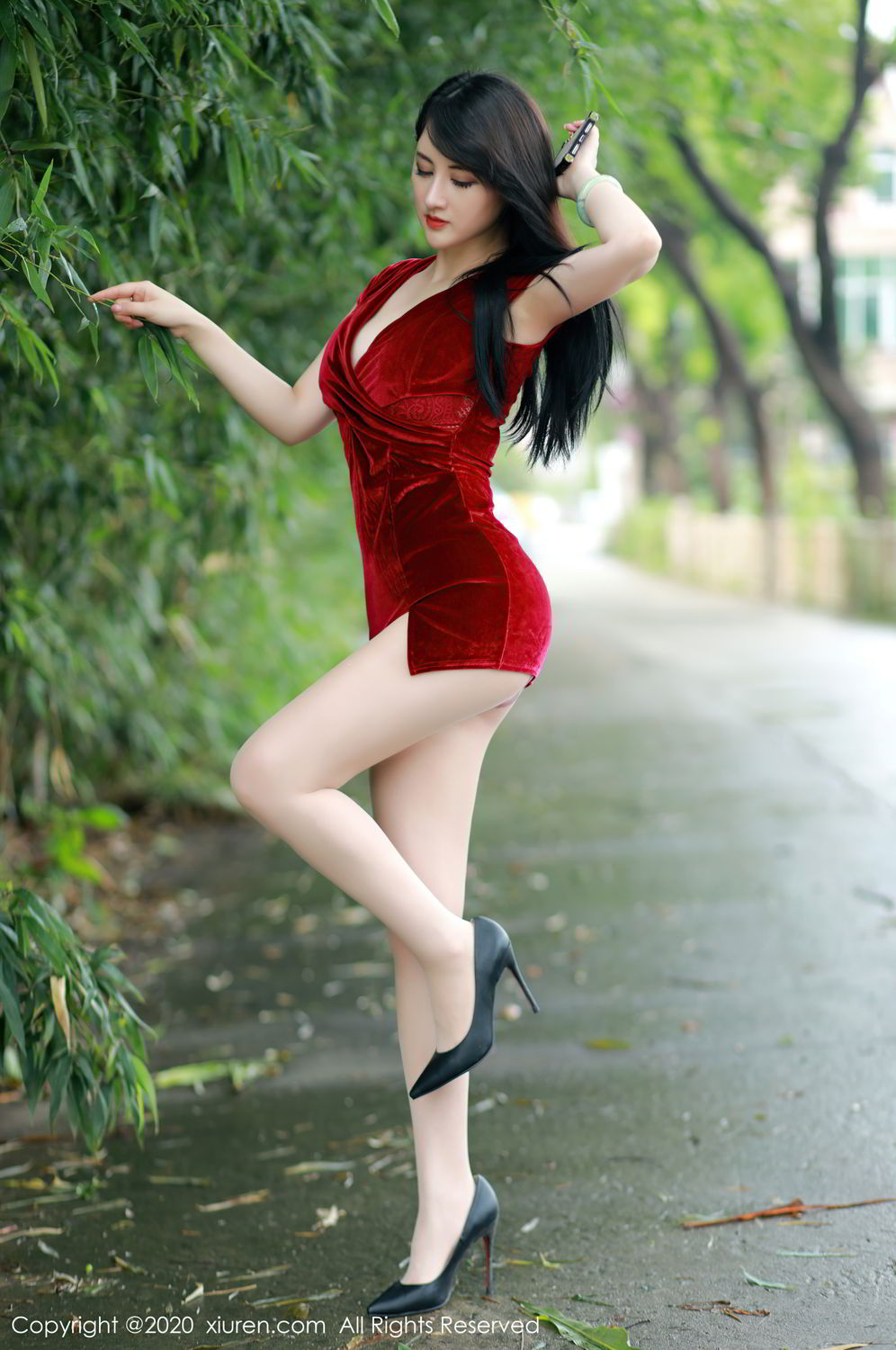 [XiuRen]高清写真图 2020.10.20 No.2672 诗诗kiki