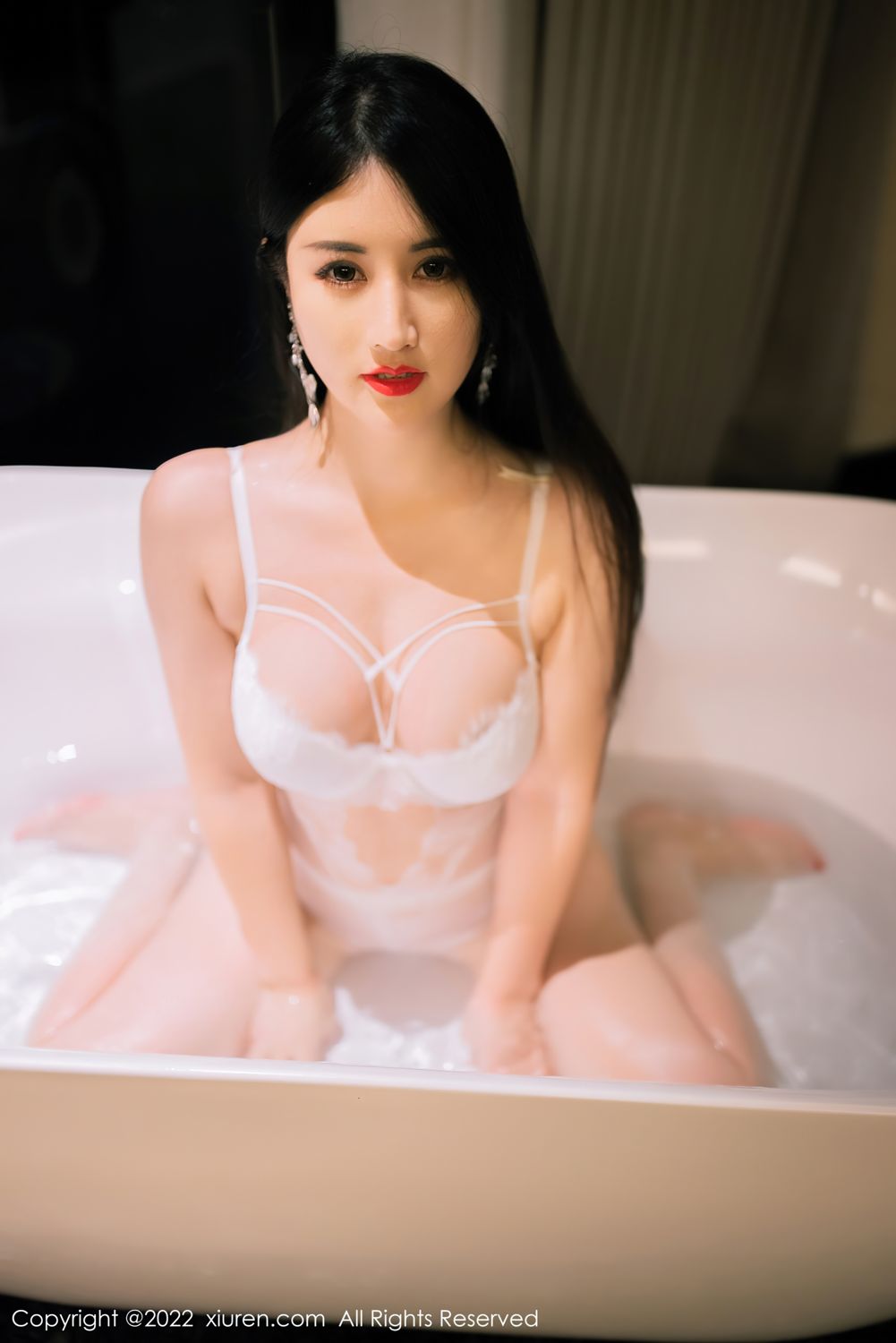 [XiuRen]高清写真图 2022.01.18 No.4476 诗诗kiki