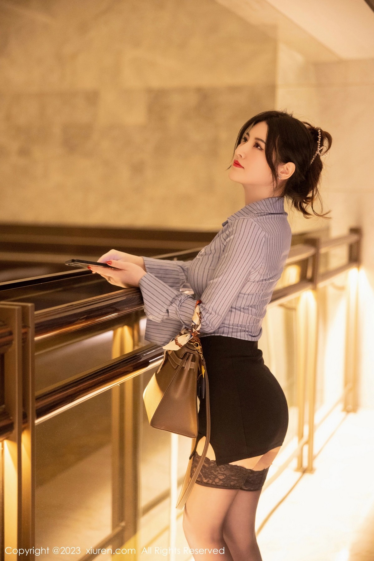 [XiuRen]高清写真图 2023.03.01 No.6343 诗诗kiki 美腿黑丝